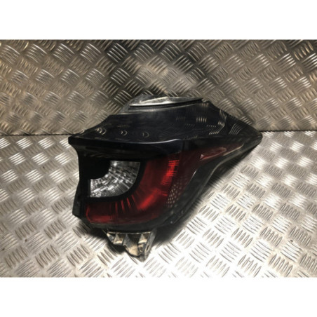 Feu arriere principal droit (feux) TOYOTA YARIS 4 d’occasion