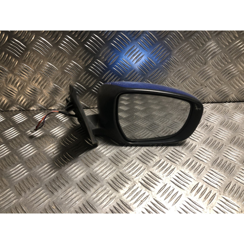Retroviseur droit SUZUKI SWIFT 5 d’occasion
