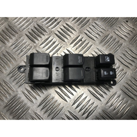 Interrupteur de leve vitre avant gauche SUZUKI SWIFT 5 d’occasion