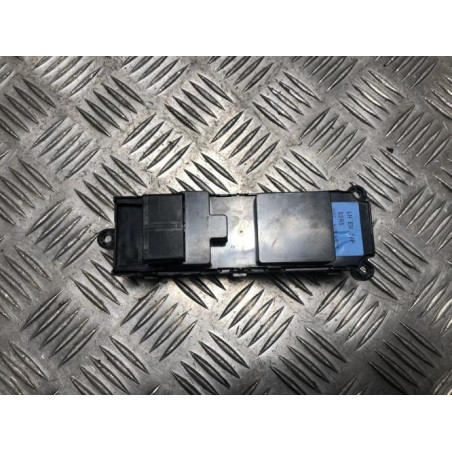 Interrupteur de leve vitre avant gauche SUZUKI SWIFT 5 d’occasion
