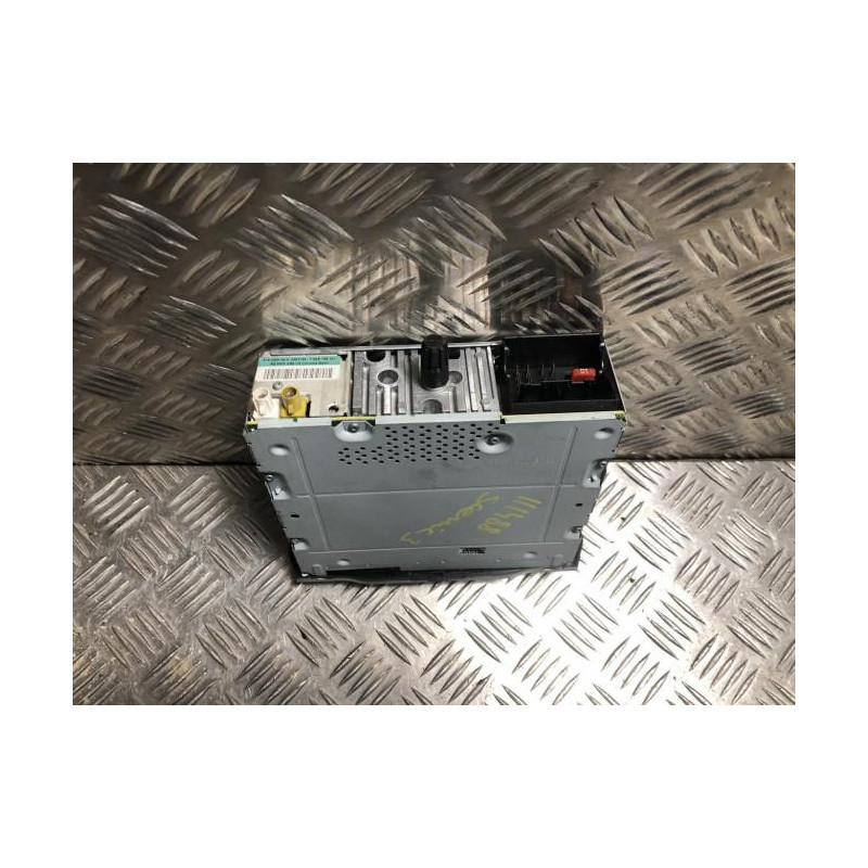 Autoradio d'origine RENAULT SCENIC 3 PHASE 1 d’occasion