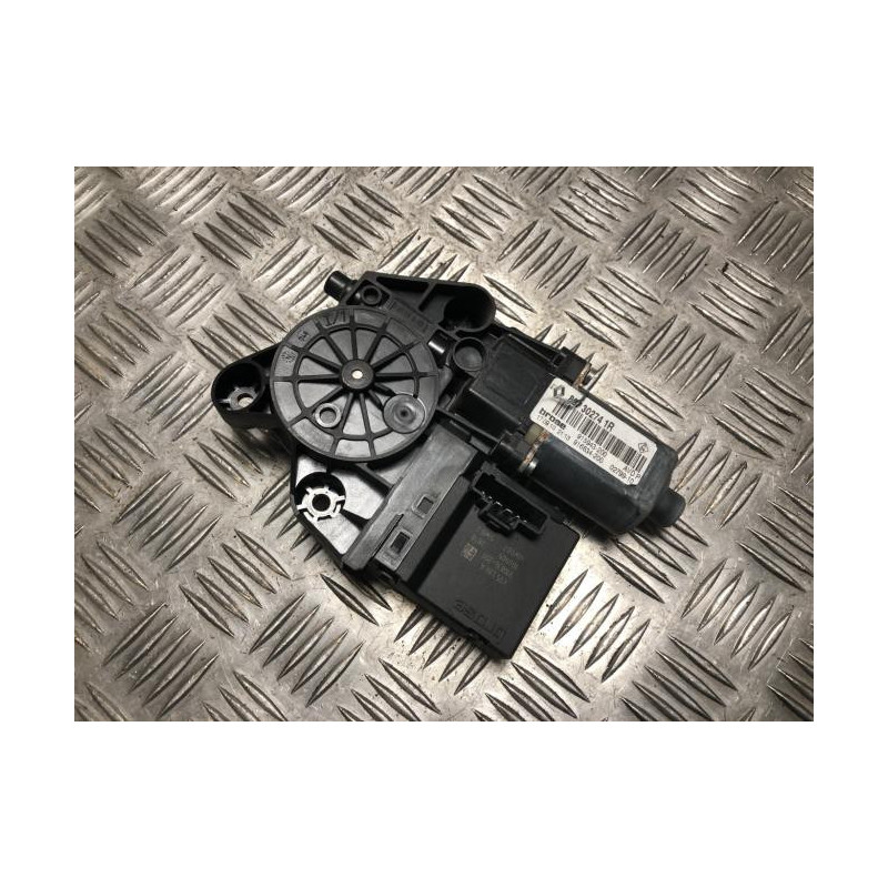 Moteur leve vitre avant droit RENAULT SCENIC 3 PHASE 1 d’occasion