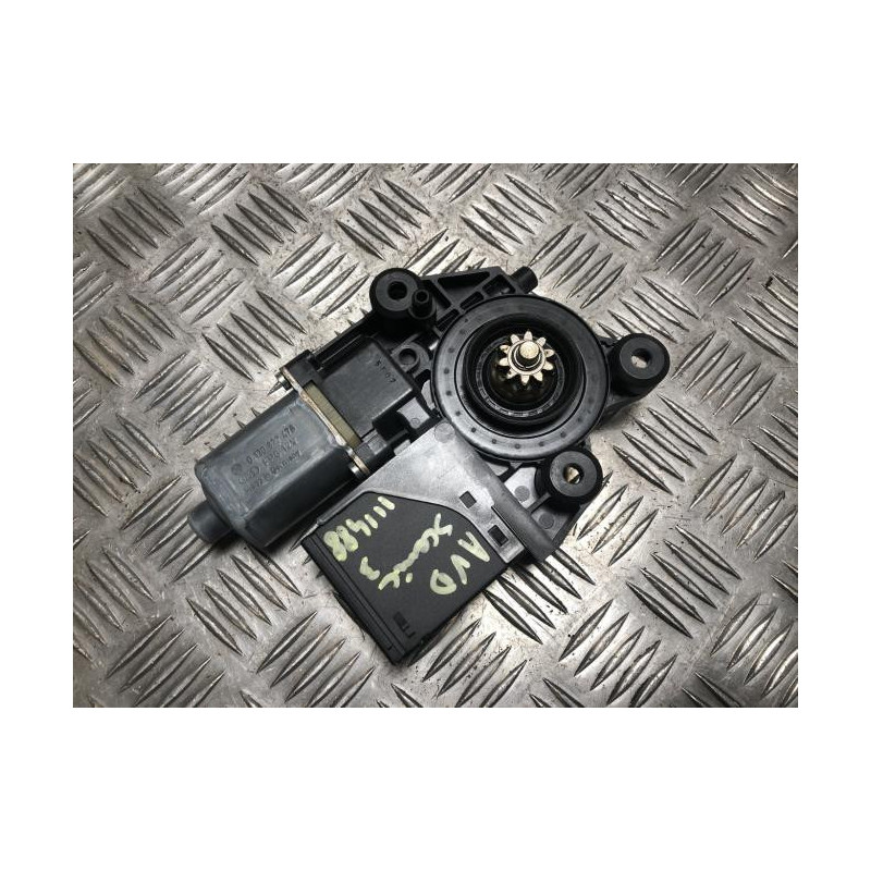 Moteur leve vitre avant droit RENAULT SCENIC 3 PHASE 1 d’occasion