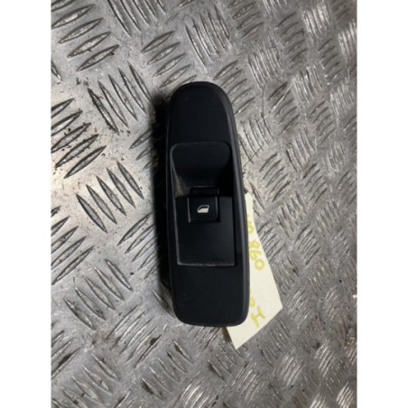 Interrupteur de leve vitre avant droit CITROEN C4 PICASSO 1 d’occasion