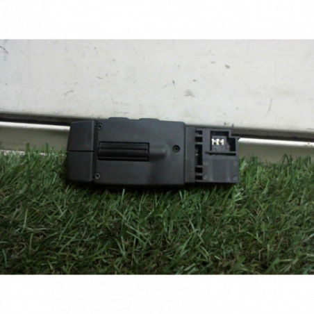Commande autoradio RENAULT CLIO IV d’occasion