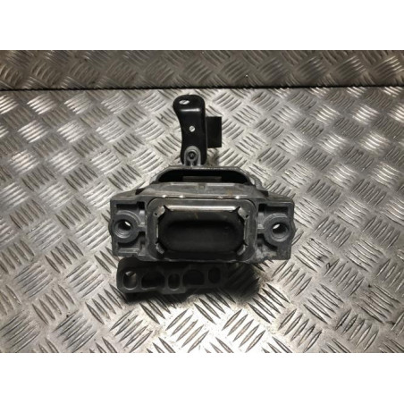 Support moteur droit VOLKSWAGEN GOLF 6 d’occasion