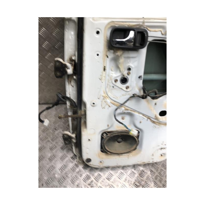 Porte arriere droit NISSAN TERRANO 2 PHASE 4 d’occasion