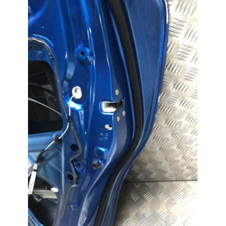 Porte arriere droit SUZUKI SWIFT 5 d’occasion