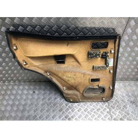 Panneau de porte arriere droit NISSAN TERRANO 2 PHASE 4 d’occasion