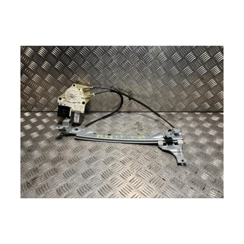 Leve vitre electrique arriere gauche RENAULT MEGANE 3 PHASE 2 BREAK d’occasion