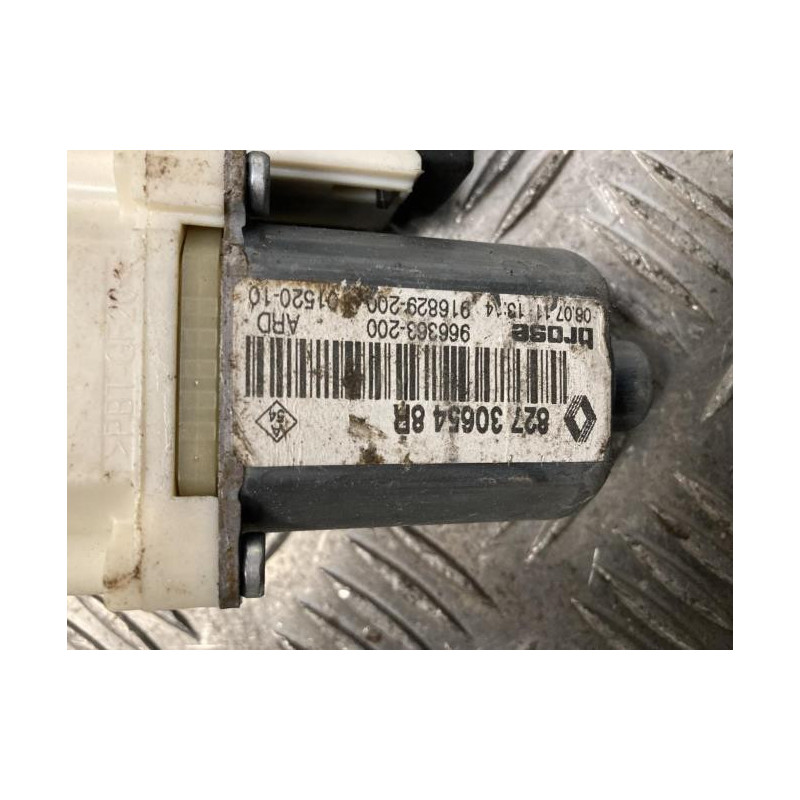 Leve vitre electrique arriere droit RENAULT MEGANE 3 PHASE 2 BREAK d’occasion