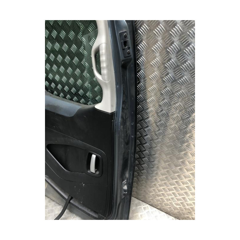 Porte laterale gauche CITROEN BERLINGO 2 PHASE 1 d’occasion