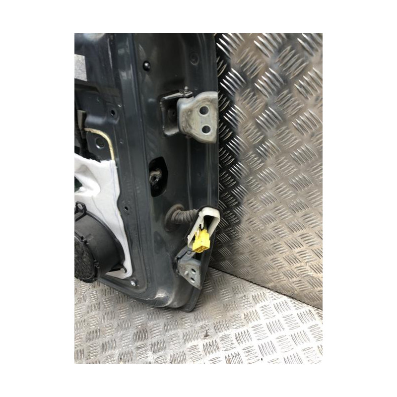 Porte avant gauche CITROEN BERLINGO 2 PHASE 1 d’occasion