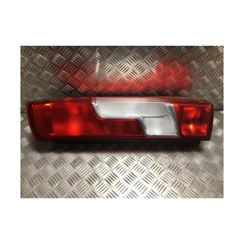 Feu arriere principal droit (feux) PEUGEOT BOXER 3 PHASE 2 d’occasion