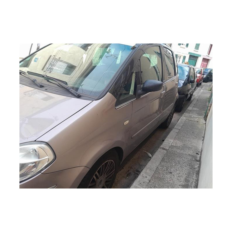 Anti brouillard droit (feux) LANCIA MUSA PHASE 2 d’occasion