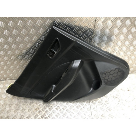 Panneau de porte arriere gauche SUZUKI SWIFT 5 d’occasion