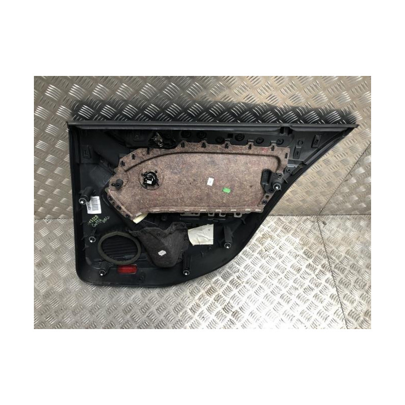 Panneau de porte arriere gauche VOLKSWAGEN GOLF 6 d’occasion