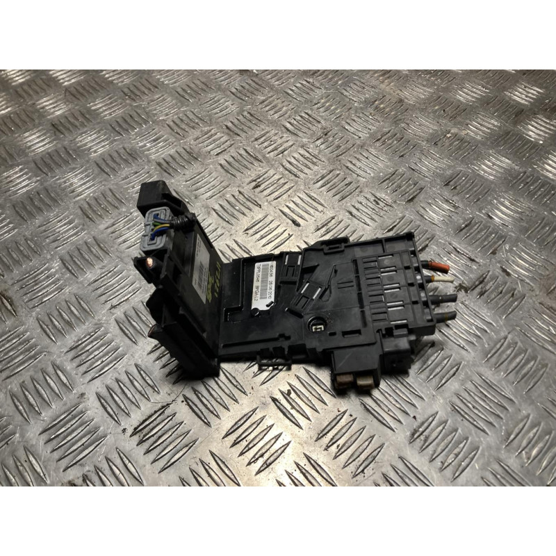 Porte fusible PEUGEOT 3008 1 PHASE 1 d’occasion