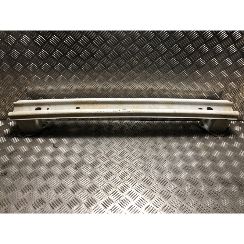 Renfort pare choc arriere (traverse) TOYOTA YARIS 4 d’occasion