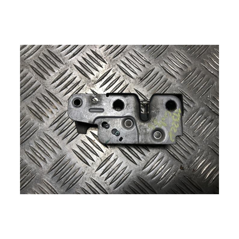 Serrure de capot VOLKSWAGEN GOLF 6 d’occasion