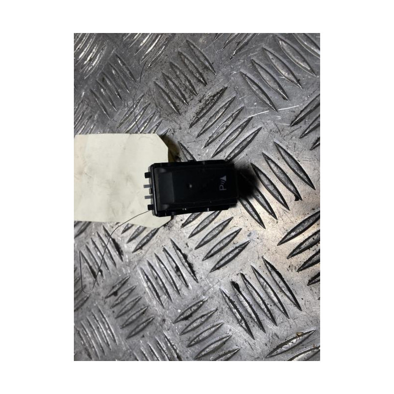Bouton/Interrupteur RENAULT CLIO 4 PHASE 2 d’occasion