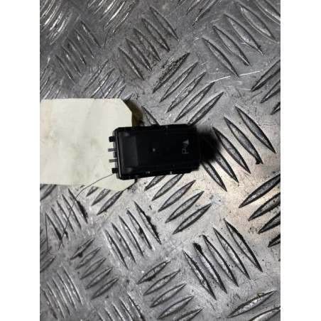 Bouton/Interrupteur RENAULT CLIO 4 PHASE 2 d’occasion