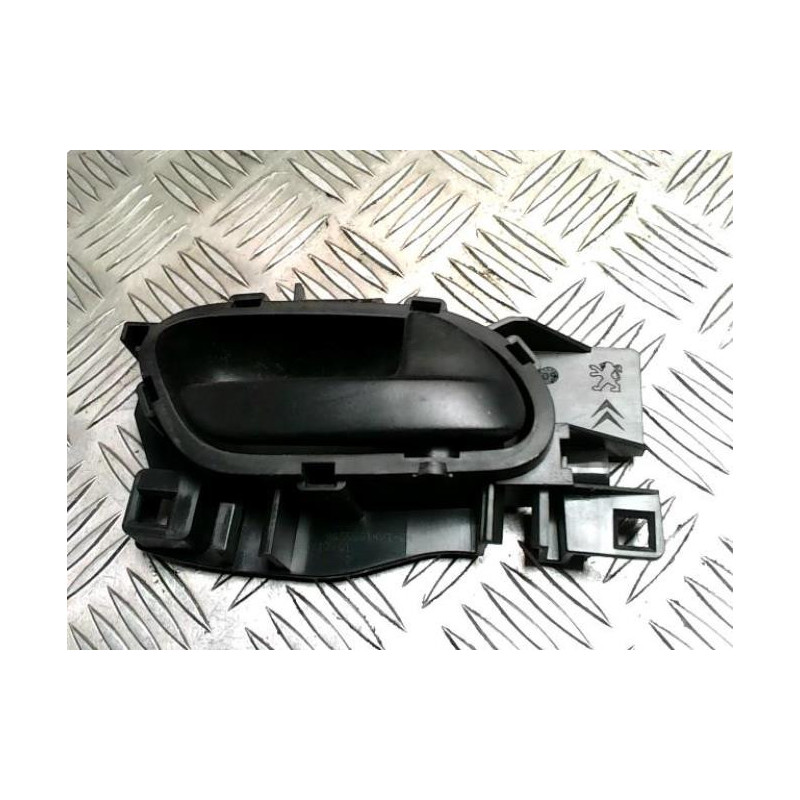 Poignee interieur avant droit CITROEN BERLINGO 2 PHASE 1 d’occasion