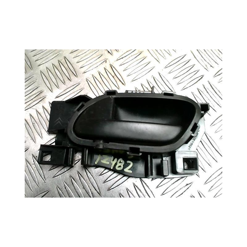 Poignee interieur avant gauche CITROEN BERLINGO 2 PHASE 1 d’occasion