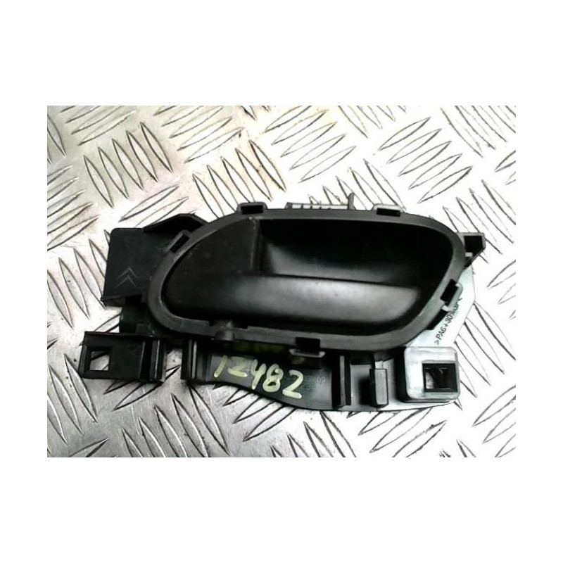 Poignee interieur avant gauche CITROEN BERLINGO 2 PHASE 1 d’occasion