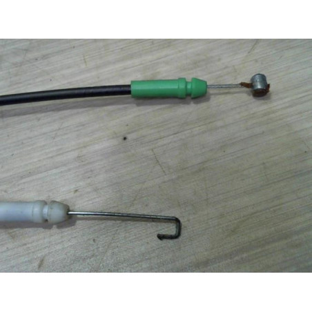 Serrure arriere droit TOYOTA AVENSIS 2 PHASE 1 d’occasion