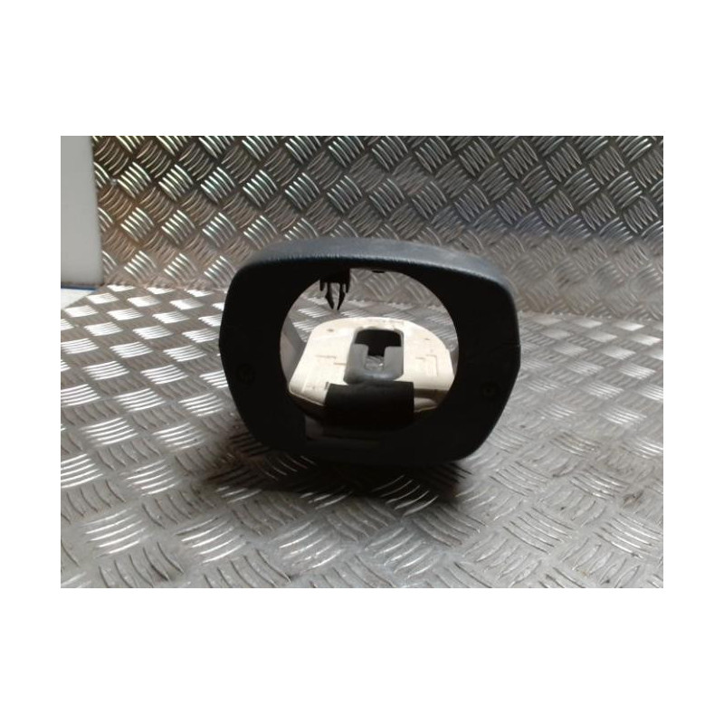 Coquille volant TOYOTA COROLLA VERSO 2 PHASE 1 d’occasion