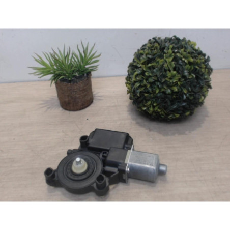 Moteur leve vitre arriere droit VOLKSWAGEN POLO 5 PHASE 2 d’occasion