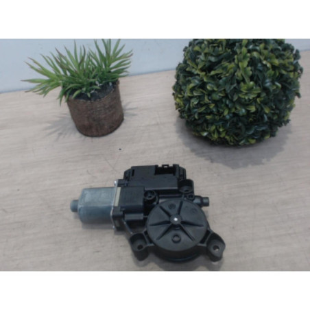 Moteur leve vitre arriere droit VOLKSWAGEN POLO 5 PHASE 2 d’occasion