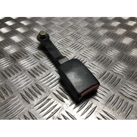 Attache ceinture avant droit NISSAN TERRANO 2 PHASE 4 d’occasion