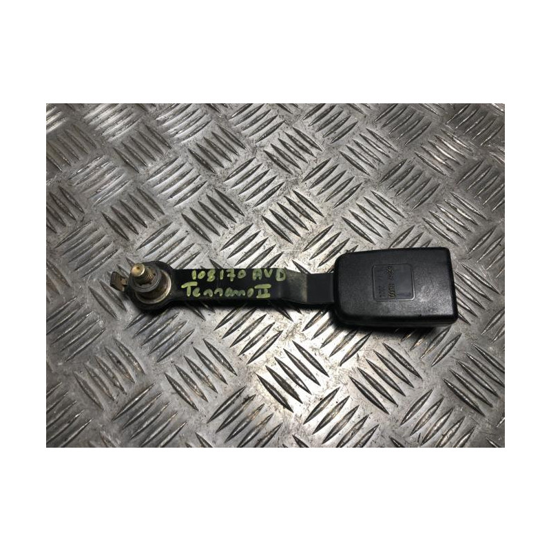 Attache ceinture avant droit NISSAN TERRANO 2 PHASE 4 d’occasion
