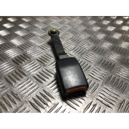 Attache ceinture avant gauche NISSAN TERRANO 2 PHASE 4 d’occasion