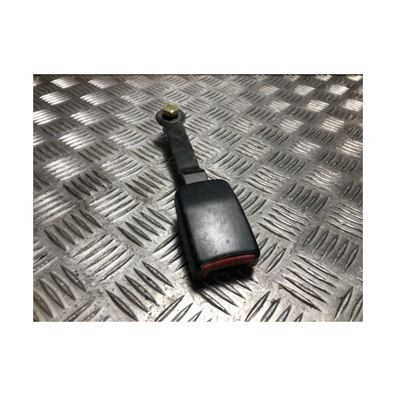Attache ceinture avant gauche NISSAN TERRANO 2 PHASE 4 d’occasion