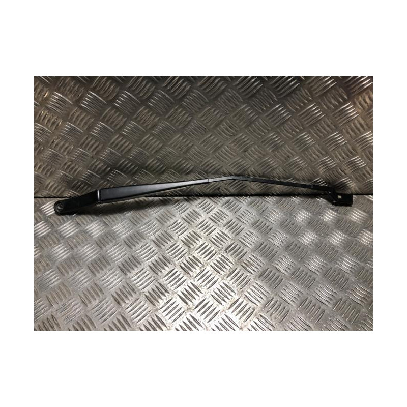 Bras essuie glace avant droit VOLKSWAGEN GOLF 6 d’occasion