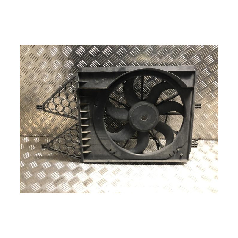 Moto ventilateur radiateur VOLKSWAGEN POLO 5 PHASE 1 d’occasion