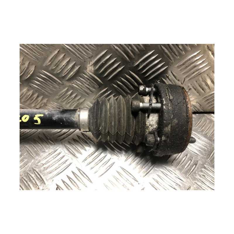 Cardan gauche (transmission) VOLKSWAGEN POLO 5 PHASE 1 d’occasion