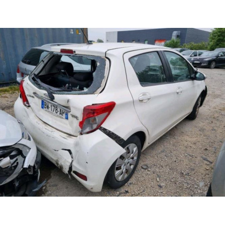 Poignee porte arriere droit TOYOTA YARIS 3 PHASE 1 d’occasion