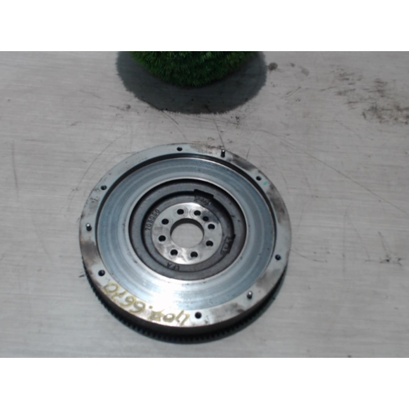 Volant moteur PEUGEOT 407 PHASE 1 BREAK d’occasion