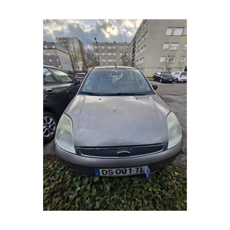 Optique avant principal droit (feux)(phare) FORD FIESTA 5 PHASE 1 d’occasion