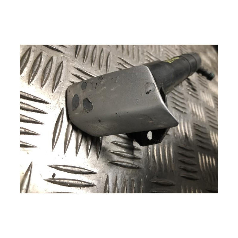 Gicleur lave phare VOLKSWAGEN GOLF 5 d’occasion