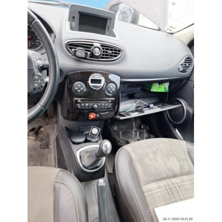 Moyeu arriere droit RENAULT CLIO 3 PHASE 2 d’occasion