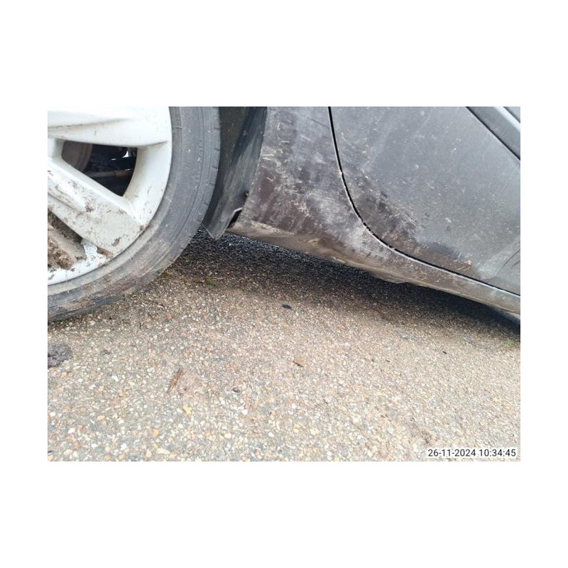 Moyeu arriere droit RENAULT CLIO 3 PHASE 2 d’occasion