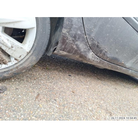 Moyeu arriere droit RENAULT CLIO 3 PHASE 2 d’occasion