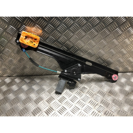 Leve vitre electrique avant gauche BMW SERIE 2 F45 ACTIVE TOURER PHASE 2 d’occasion