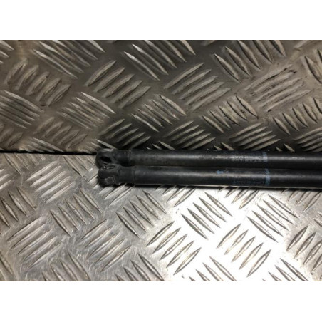 Verin de coffre MINI MINI 2 R56 PHASE 1 d’occasion