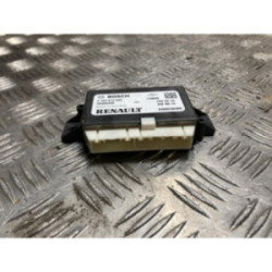 Boitier d'aide au stationnement RENAULT CLIO 4 PHASE 2 d’occasion